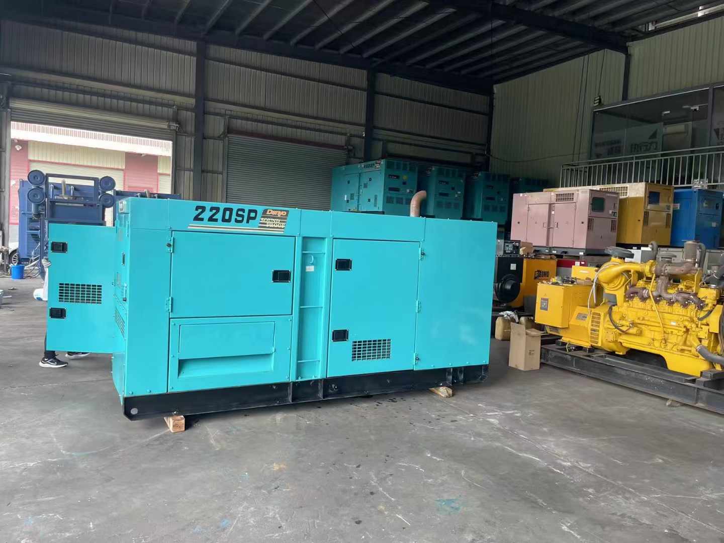 太原柴油发电机组长期不间断运行时，如何监控其温度和压力？