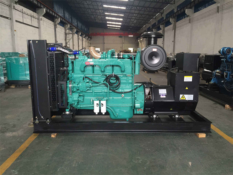 太原柴油发电机组过载运行时降低转速有哪些注意事项？