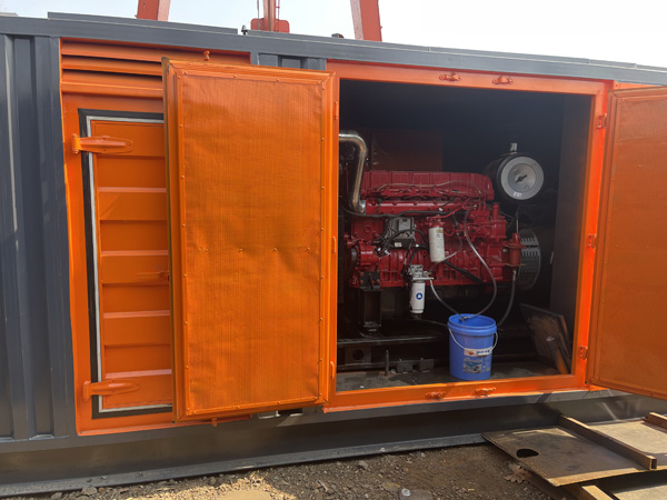 太原柴油发电机组在高温环境下运行时需要注意哪些问题？