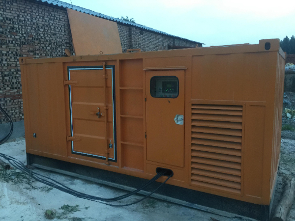 太原发电机组长期使用中，电缆线的敷设路径有哪些要求？